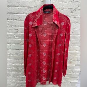 Stunning vintage lightweight Dolce & Gabbana Red Floral silk jacket